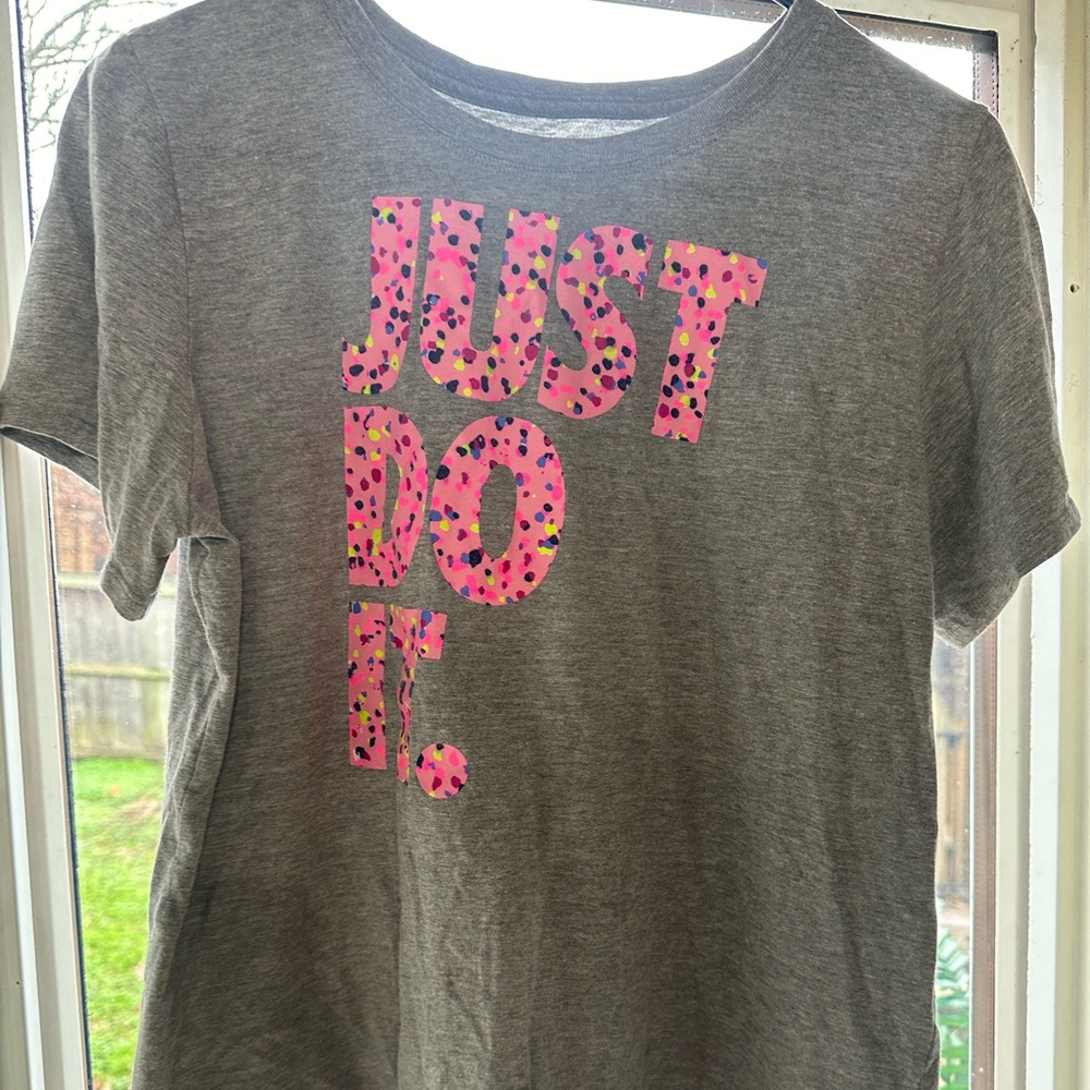 Nike XL women T shirt vintage pink